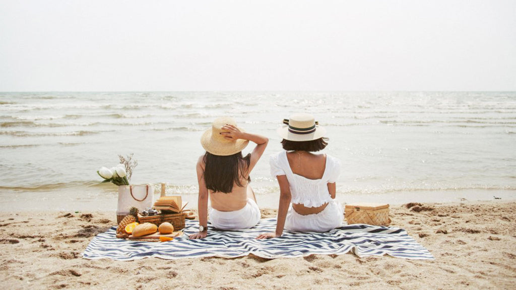 A Tangible Summer: 5 Summer Essentials