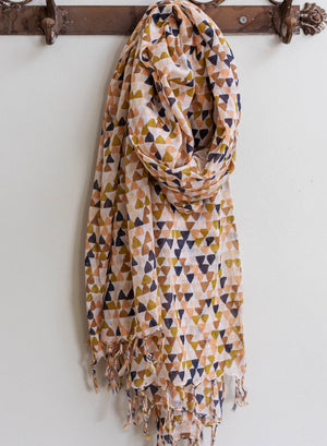 Open image in slideshow, Mosaic Geo Cotton Scarf - Natural 

